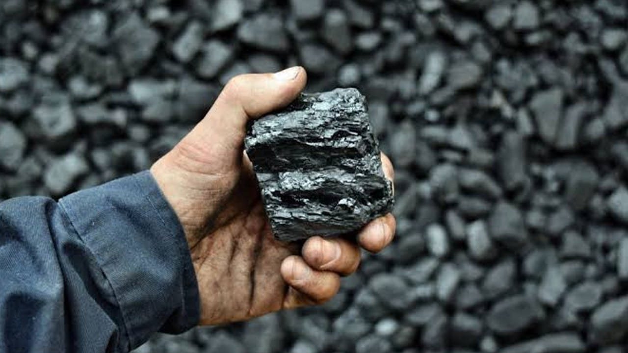 8 Manfaat Batu Bara, Ternyata Sebesar itu Lho Dampaknya!